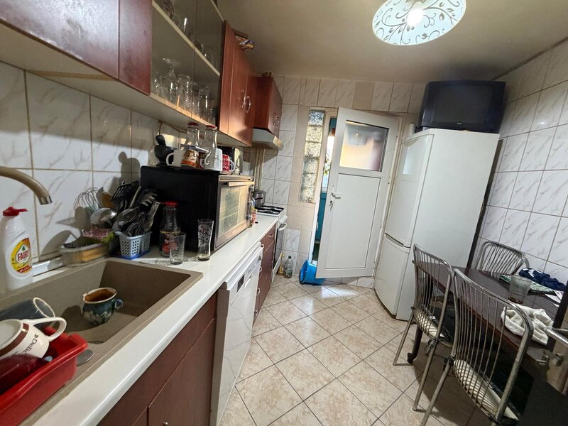 Dristor, Ramnicu Valcea - Bloc 1985 - Lidl